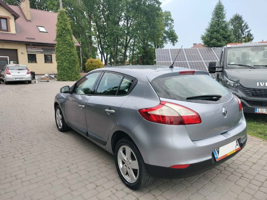 Renault  Megane 1.6B, zadbana