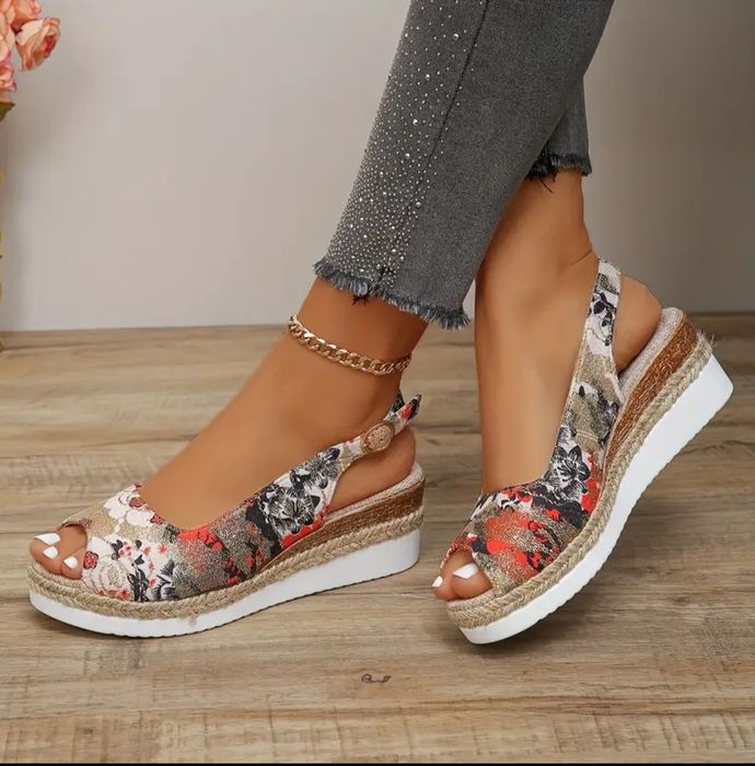 Damskie buty na platformie