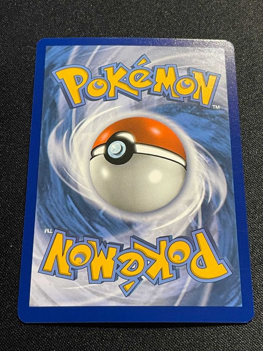 Carta Pokémon Golisopod 18/189 Darkness Ablaze