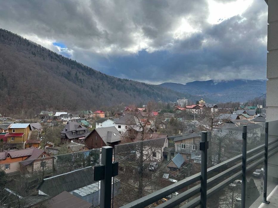 3-х кімнатна квартира, Яремче, басейн, закрита територія