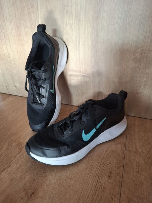 Nike 40/25 cm sneakersy trening CJ3816- 017