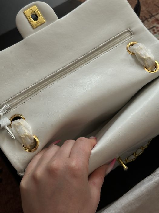 Елегантна сумка Chanel Classic Medium Double Flap Bag!!!