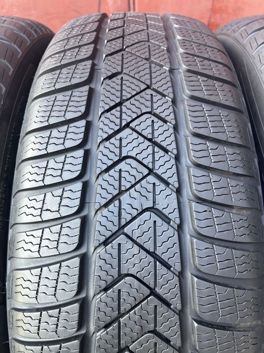 225/60/18 R18 Pirelli Sottozero3 winter зима 4 шт ціна за 1 шт