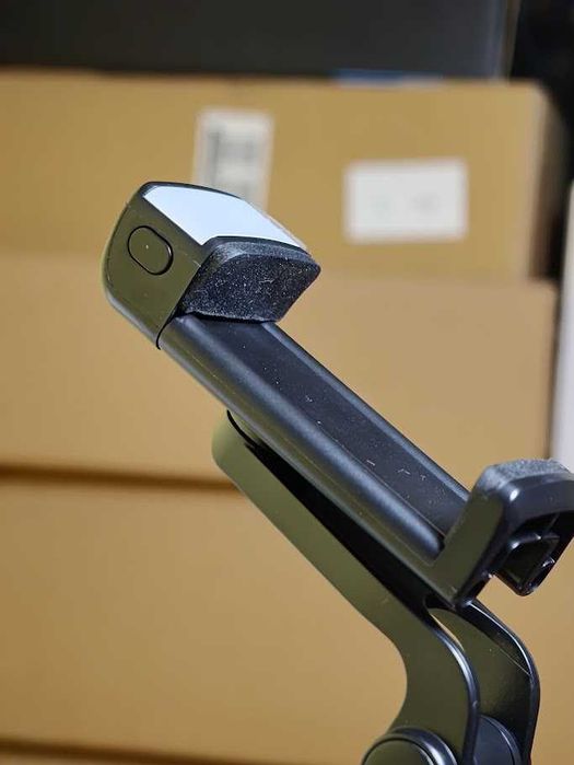 Tripé e Selfie Stick Bluetooth BlitzWolf BW-BS8 com Luz LED (NOVO)