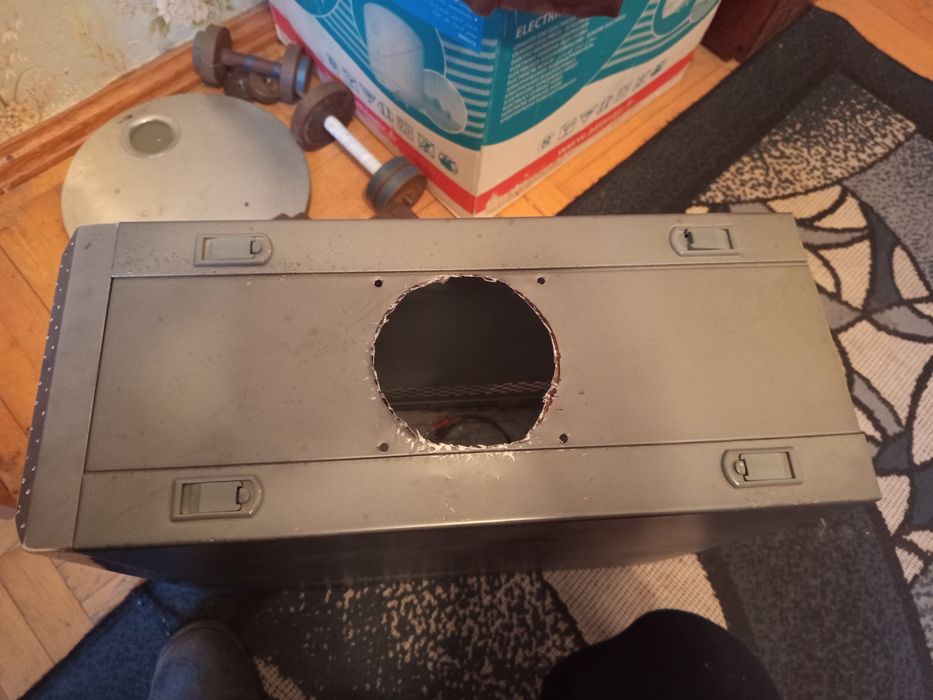 Корпус для комп'ютера