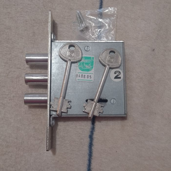 Замок врізний  Гардіан