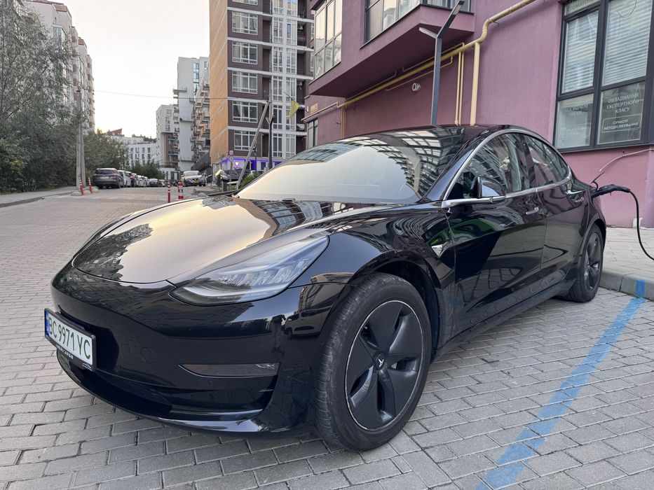 Tesla Model 3 Long Range 75кВт