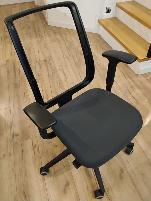 Krzesło Biurowe Steelcase Reply Air - uszkodzone