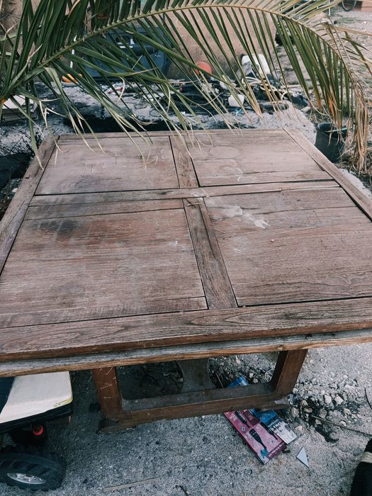 Mesa de Jantar Extensível Antiga em Madeira Maciça