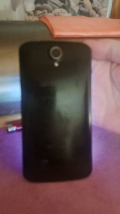 Продам телефон Doogee x6
