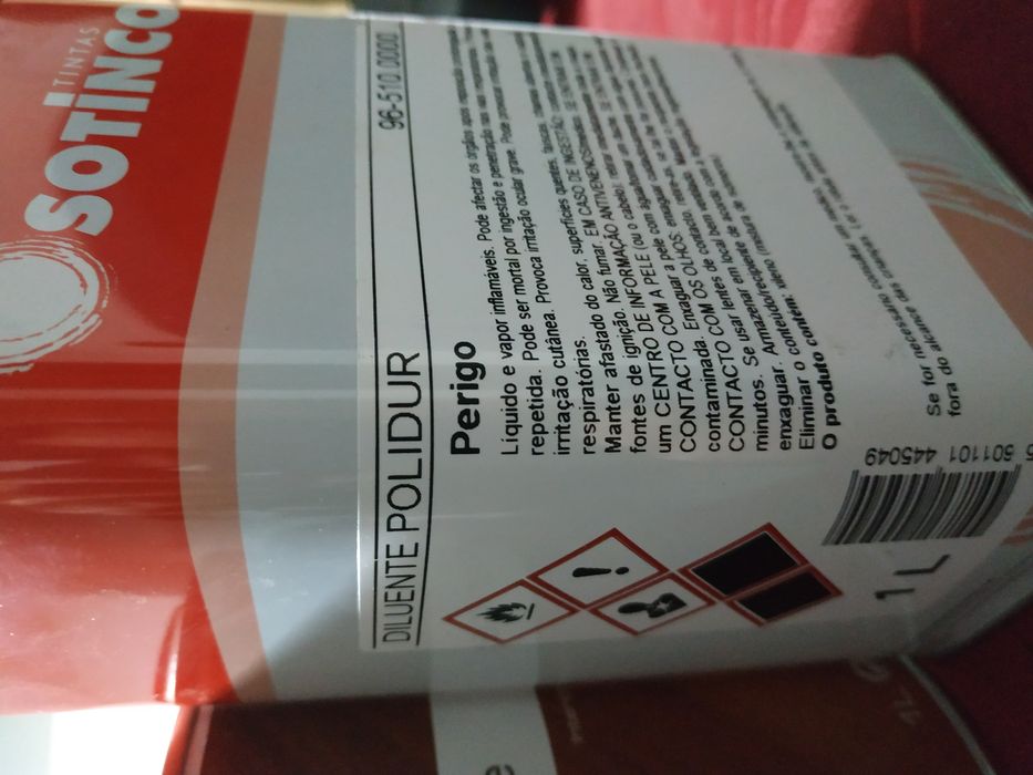 Verniz soalhos e diluente