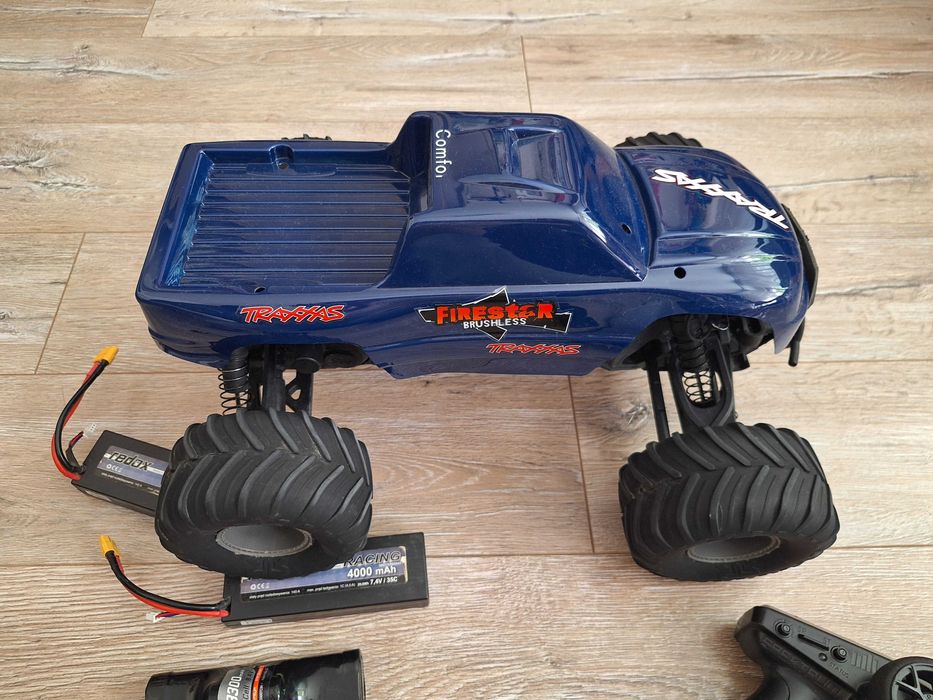 Samochód RC Arrma Gorgon komplet super stan obudowa Traxxas