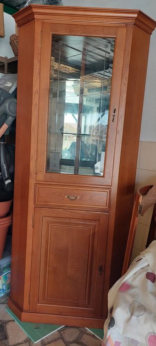 movel de canto  em madeira