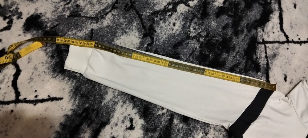 Зіпка adidas розмір M