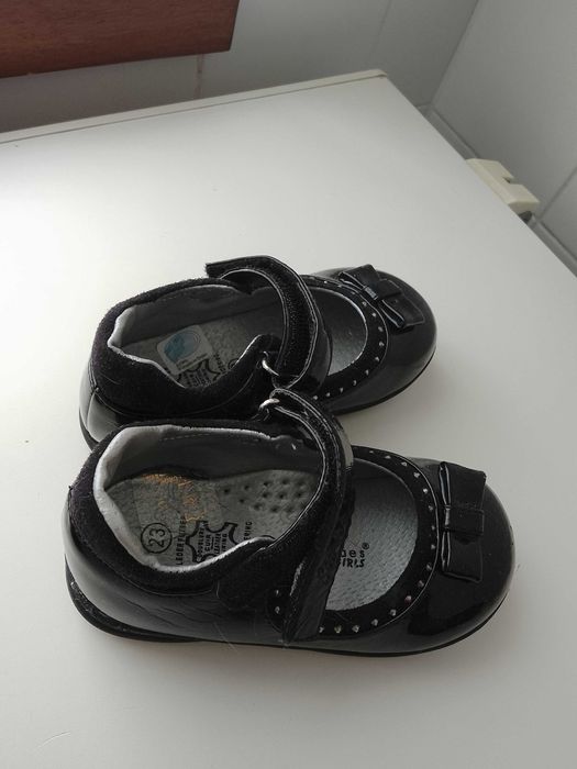 Sapatos de criança