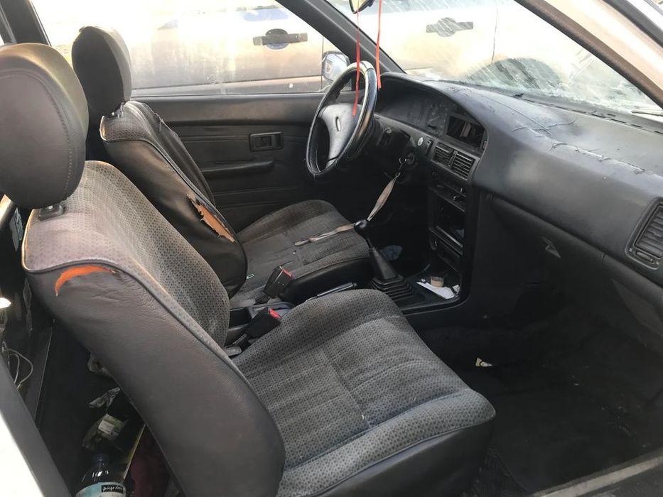 Toyota Corolla E8 1.9d Van 1989 - Para Peças