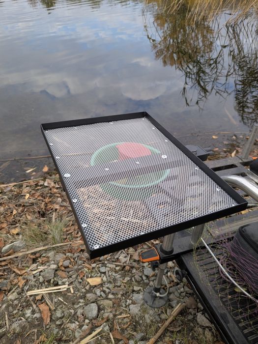 Фидерный столик для рыбалки