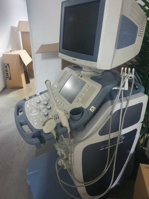 Ecografo TOSHIBA - Xario SSA-660A com sondas vaginal e convexa