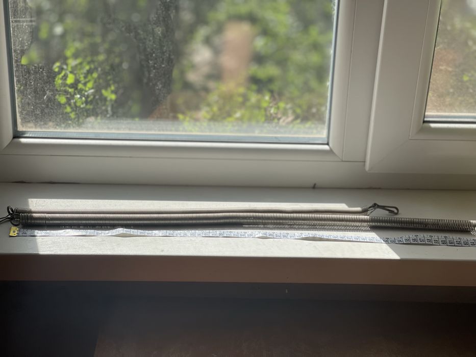 Пружина ростягнення