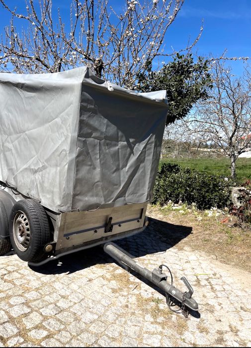 Reboke em aluminio. Praticamente novo.