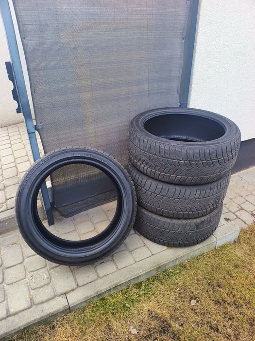 Opony Imperial Snowdragon UHP 235/40R19