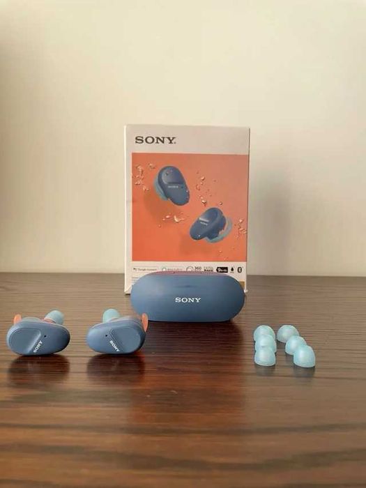 Sony WH-SP800N earbuds