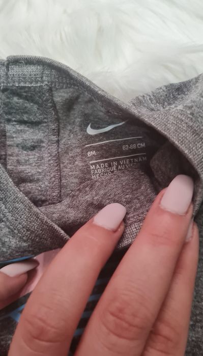 Komplet dla dziewczynki leginsy I body r.68/74 Nike