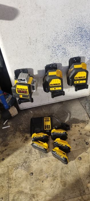 Lasery krzyzowe Dewalt