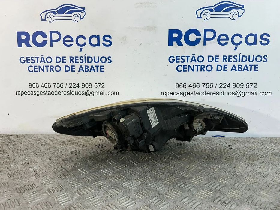 Oticas Farol Frente Frontal Esquerda Direita Original PSA Peugeot 107