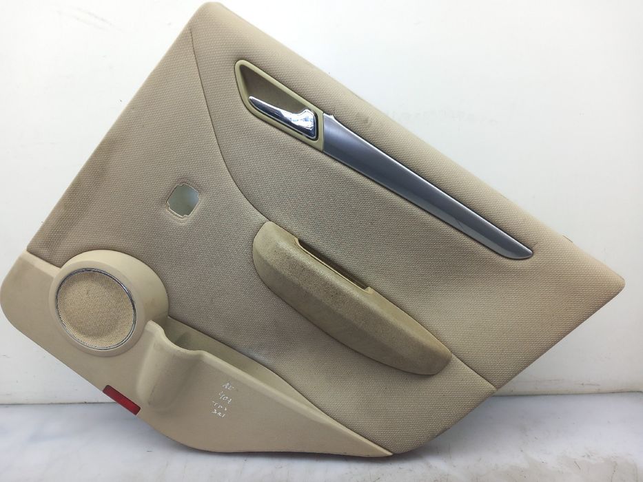 Forra porta / quartela trás direita MERCEDES-BENZ Classe B (W245)