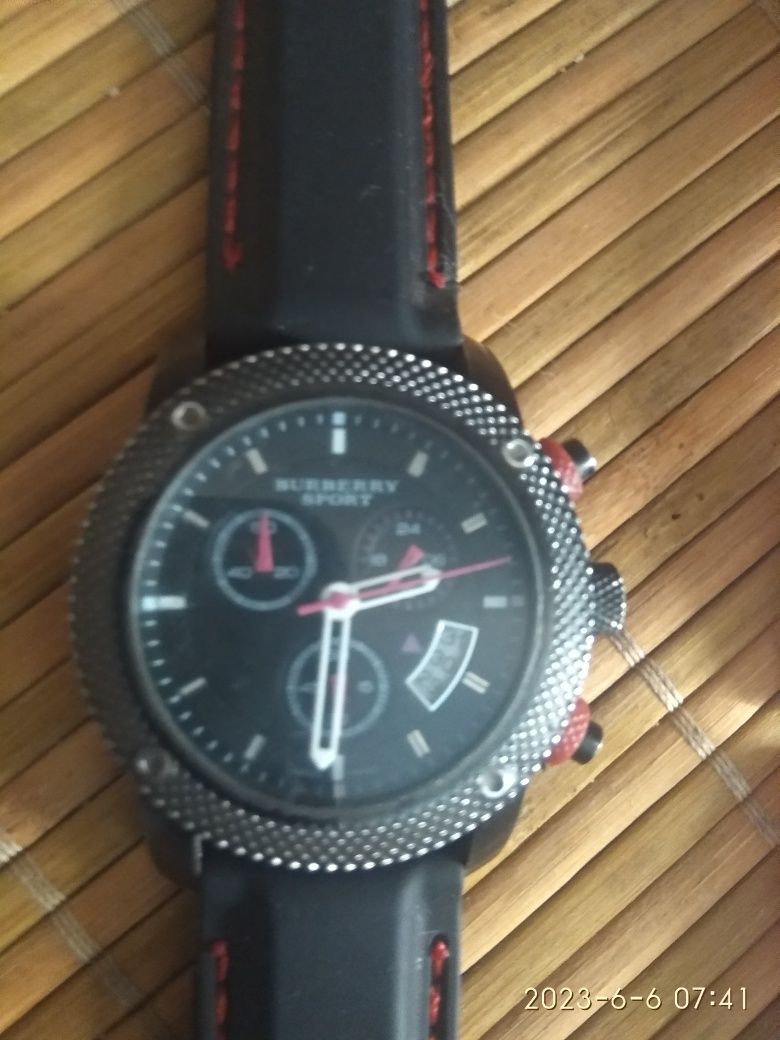 Burberry sport watch 7702 hotsell