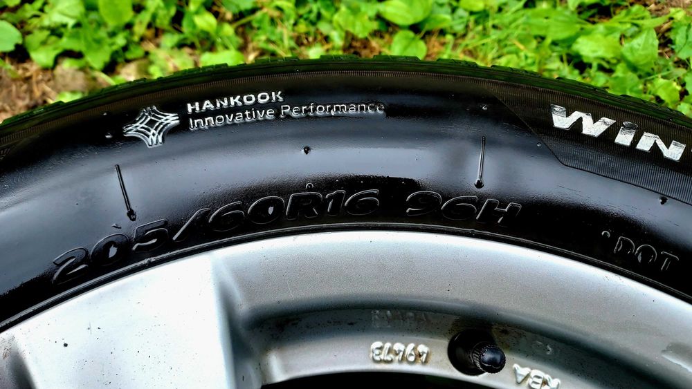 Німецькі диски Borbet R16 5x112 ET48 + зимова гума Hankook 205/60 R16 Ціна: 11 800 грн (торг)
