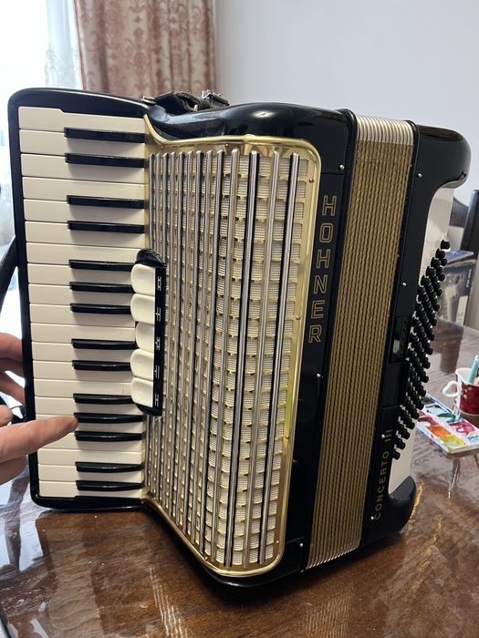 Акардеон Hohner 72 баси