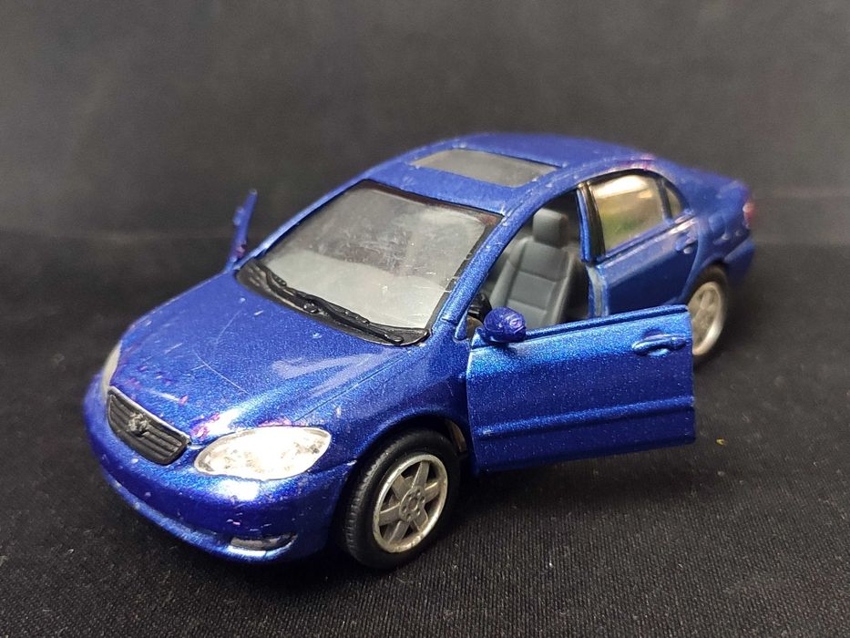 Модель авто Toyota Corolla 1.36 Kinsmart KT5099