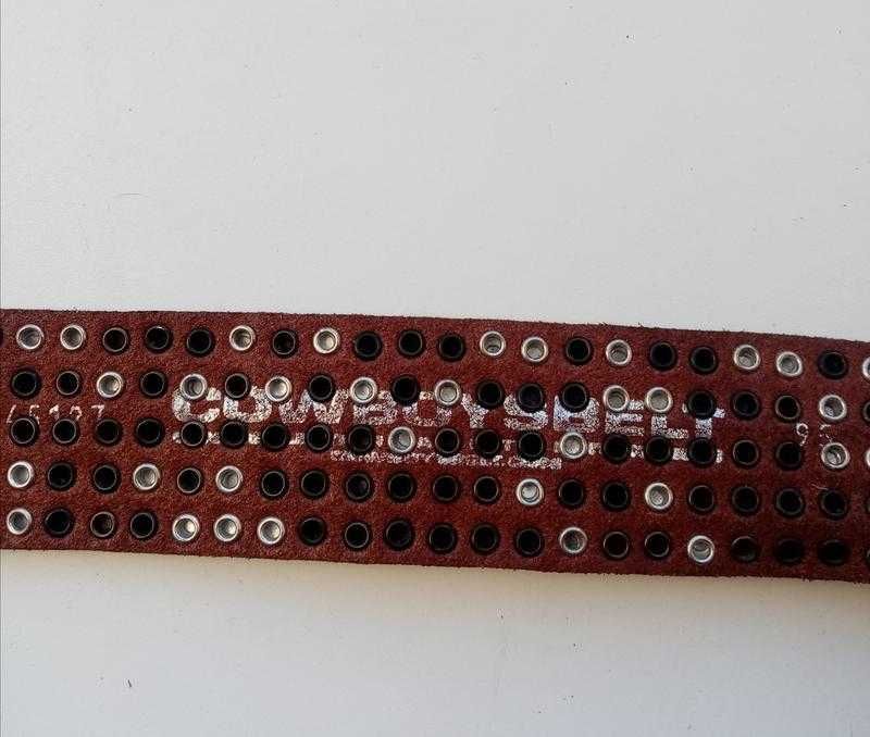 Винтажный кожаный ремень с заклепками cowboys belt(оригинал, италия).