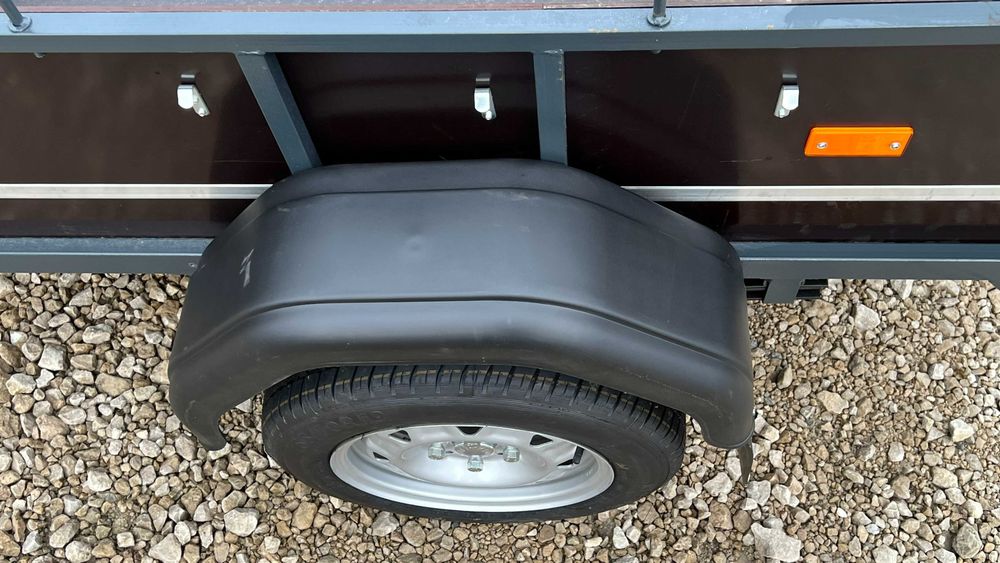 Прицеп легковий 1200х1700х400  одновісний водостійка удароміцна фанера