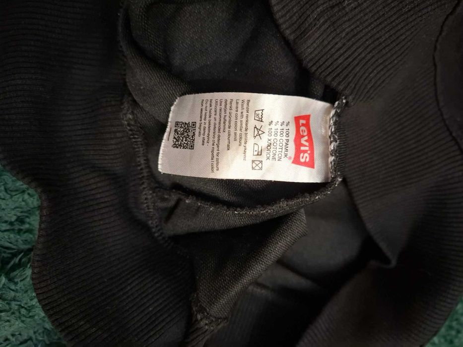 LEVIS czarna męska bluza L okazja