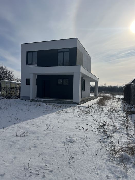Продаж дім котедж над водою вулиця Берегова 128 кв 4кім 8сот Гнідин Гнедин