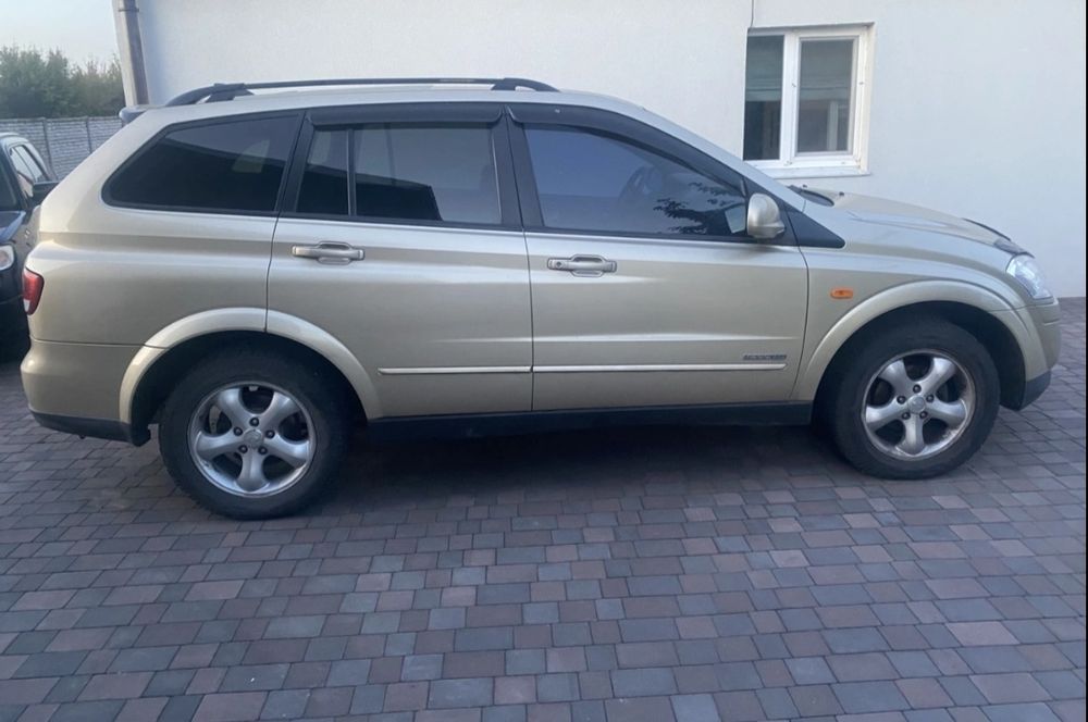 Продам автомобіль SsangYong Kyron 2007