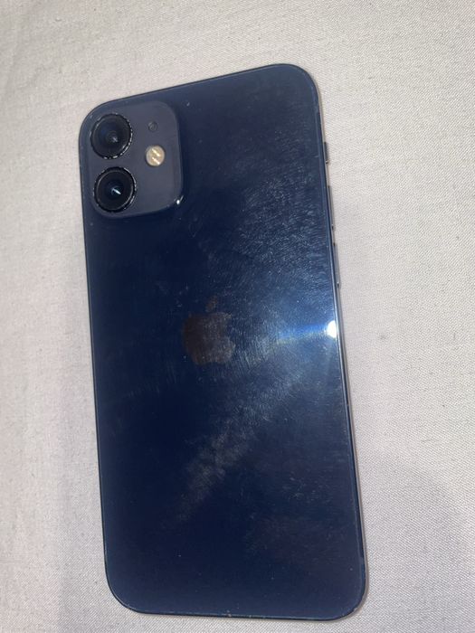 Iphone 12 mini.