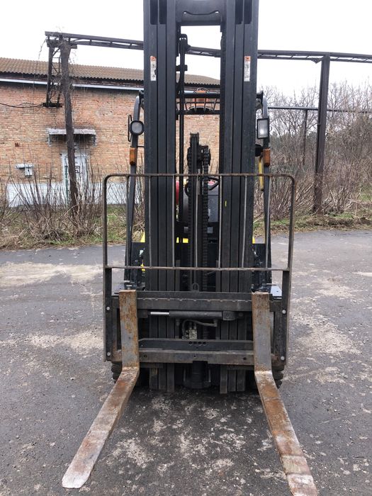 Автонавантажувач вилочний