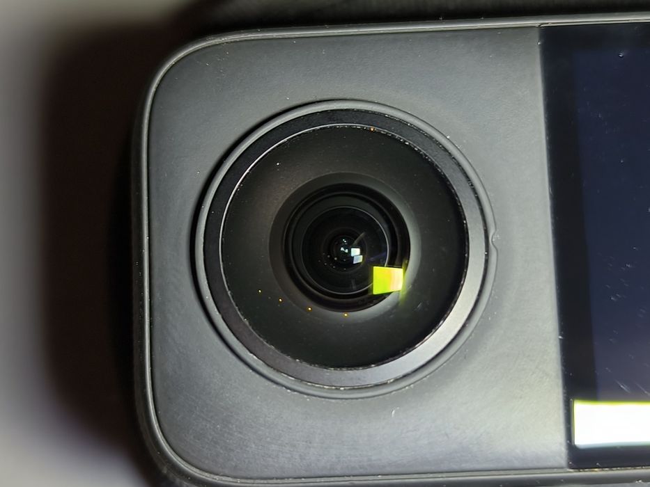 Екшн-камера Insta 360 X3 + запасний акум та чохол.