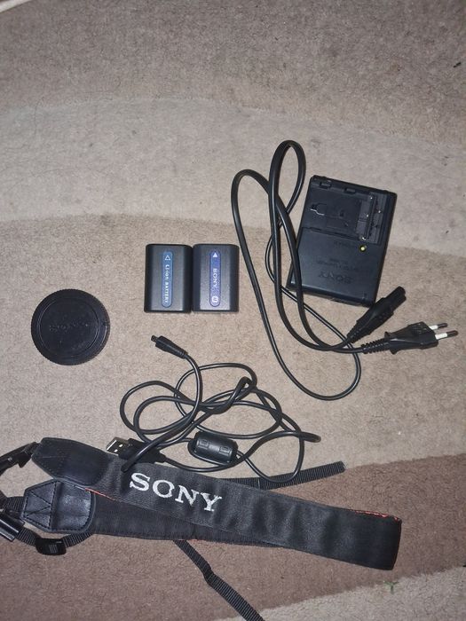 фотоопарат sony 100a