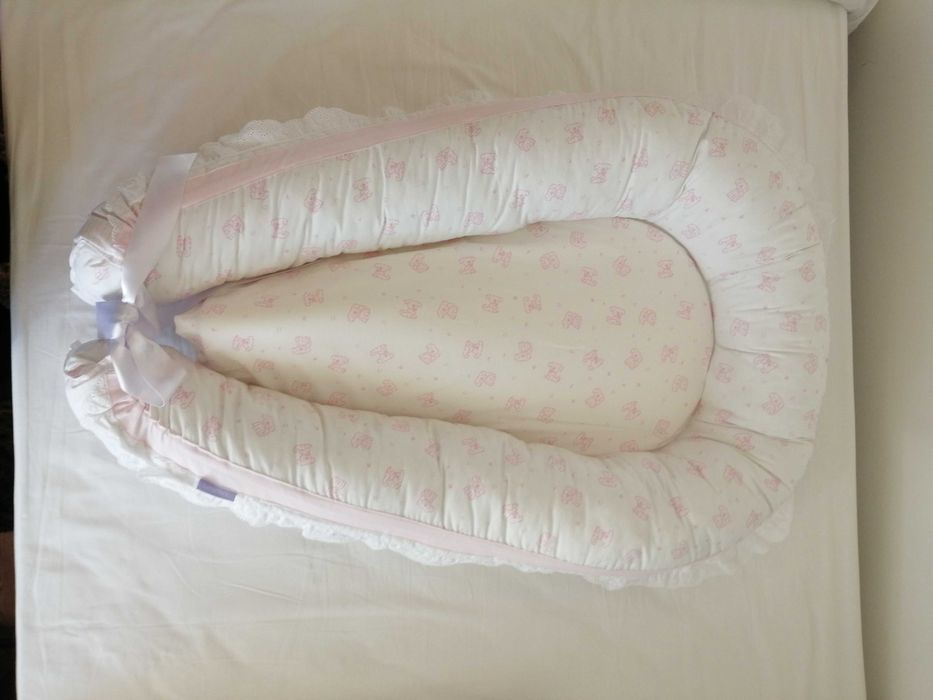 Ninho para Bebé Branco e Rosa