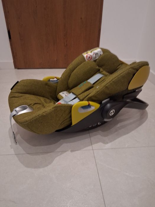 Cybex Cloud Z i-Size Plus/Mustard Yellow