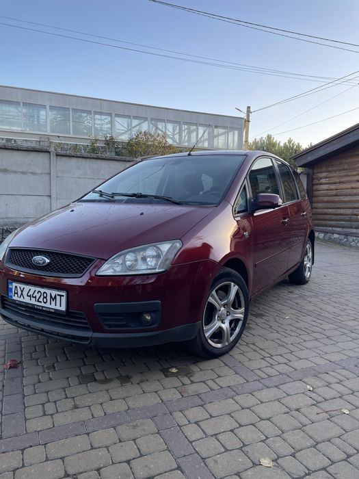 Ford c-max chia в максимальній комплектації
