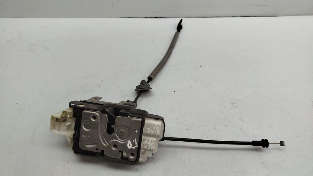 Fechadura / fecho porta frente direito VOLVO V40 Hatchback