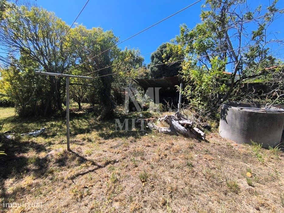 Moradia T2 com terreno para venda em Vila Praia de Âncora