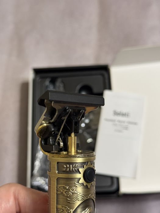 Тример для бороди