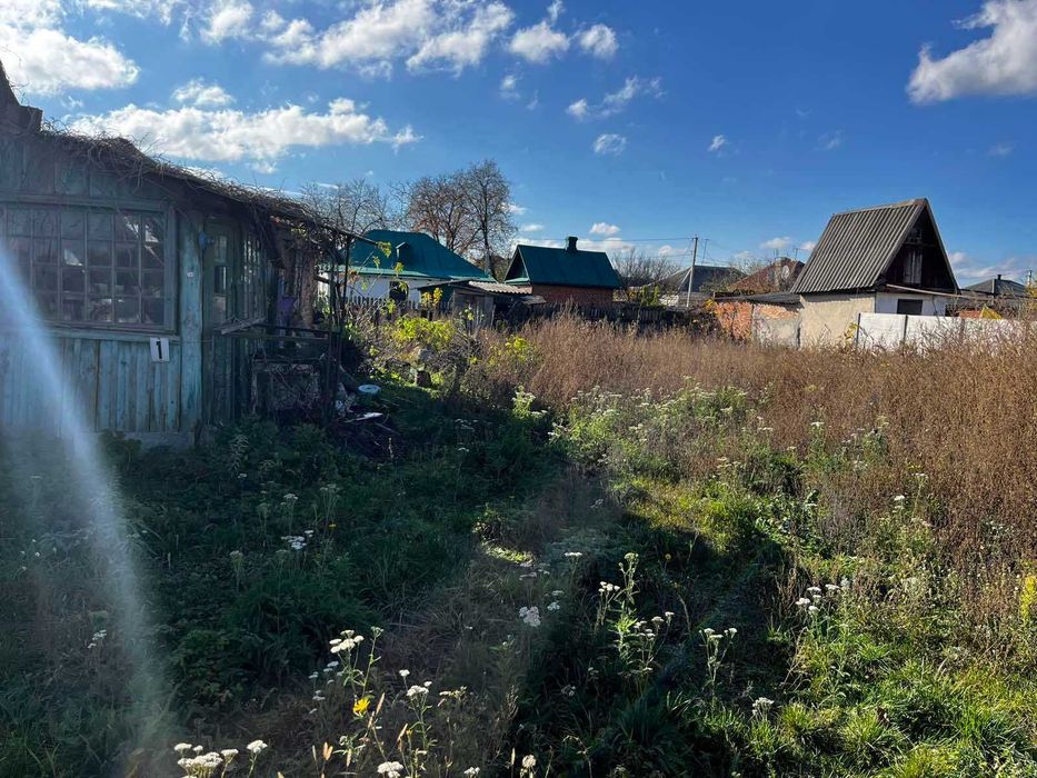 Продаж земельної ділянки у Крюкові